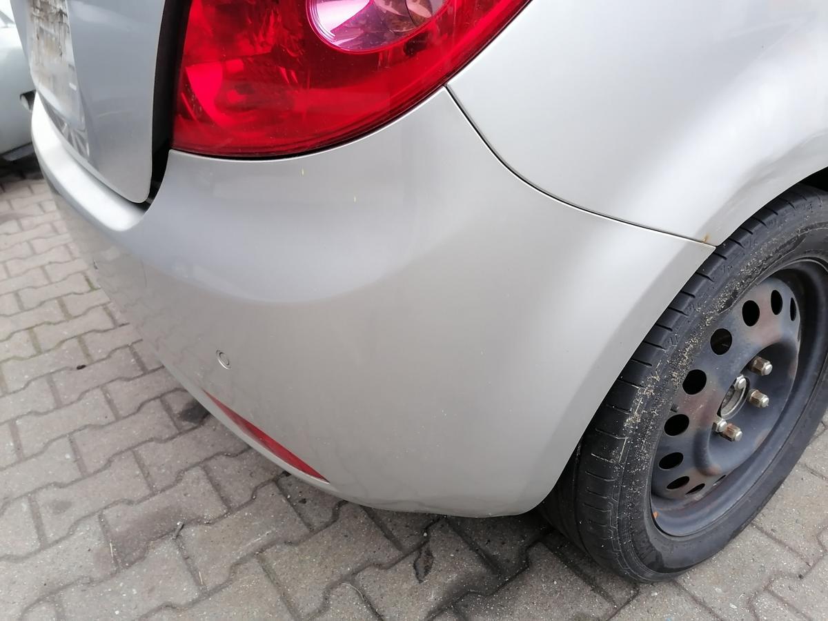 Kia Ceed ED original Sto&szlig;stange Stossf&auml;nger hinten 9S Silber Flie&szlig;heck Bj.2007